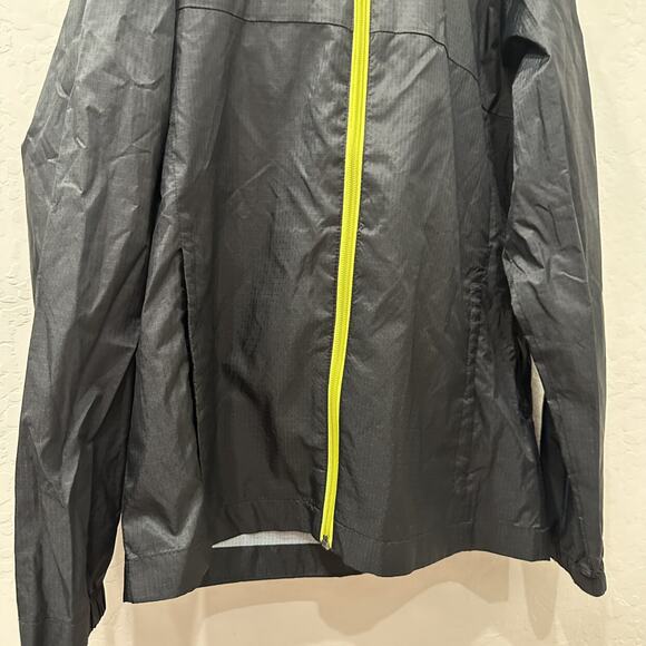 Columbia Black Windbreaker Hooded Jacket - Picture 3 of 7